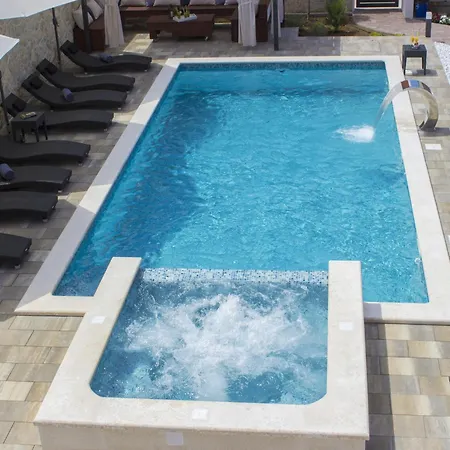 Poolside * Grebaštica