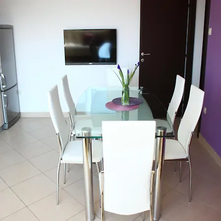 Poolside Grebaštica