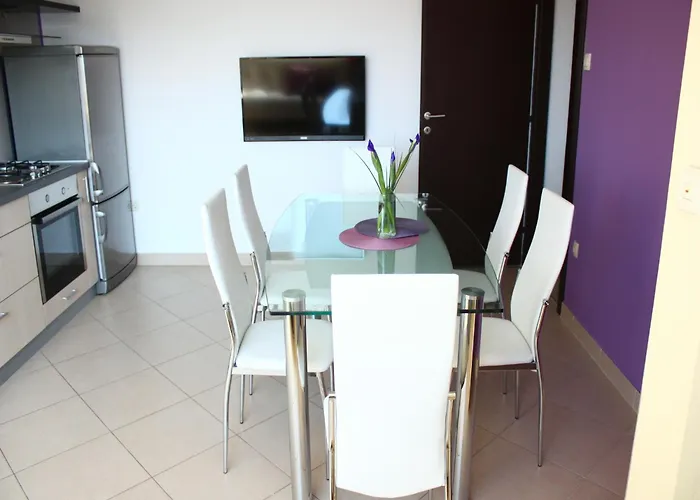 Poolside Grebaštica