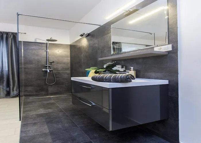 Poolside Villa Grebaštica